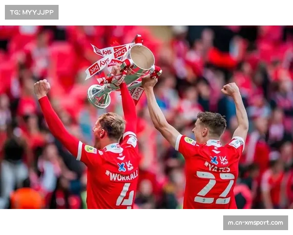 西汉姆联3比0胜诺丁汉森林,取得联赛首胜 西汉姆联3比0胜诺丁汉森林,取得联赛首胜